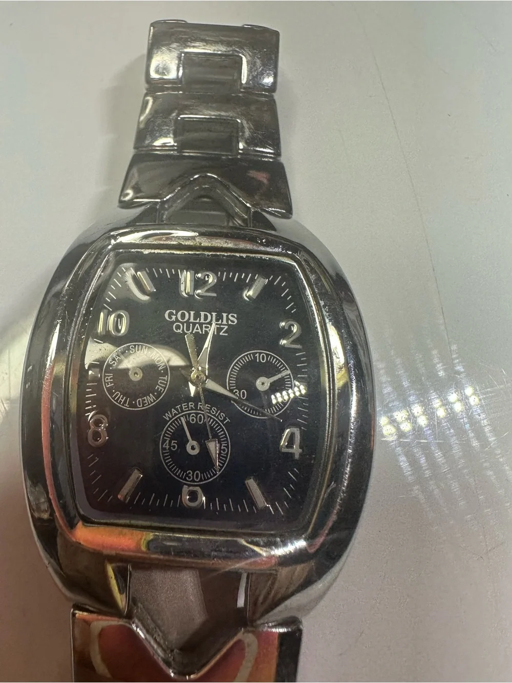 Men's Black Dial Silver-Tone Bracelet Watch
